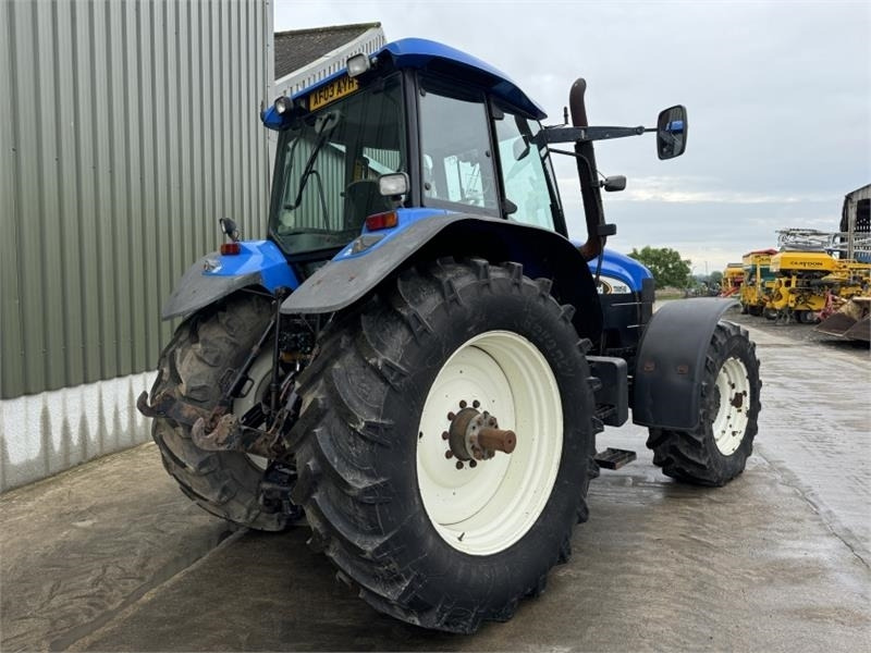New Holland TM190 - Tractor: foto 4 New Holland TM190 - Tractor: foto 4