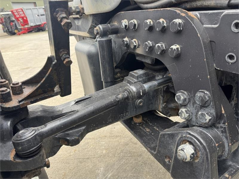 Leasing de Valtra T121 Tractor  Valtra T121 Tractor: foto 10