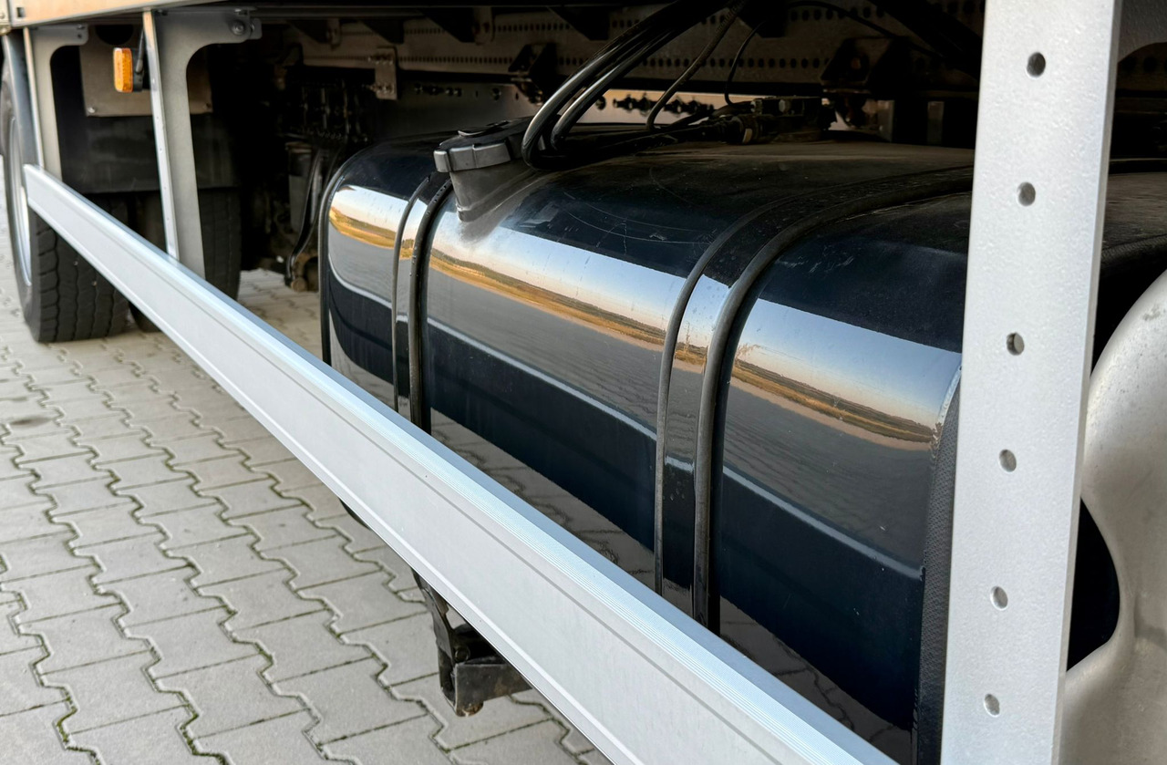 Camión lona MAN TGM 12.250 / TGL / BURTO - FIRANKA / WINDA / 18 PALET / AUTOMAT: foto 19