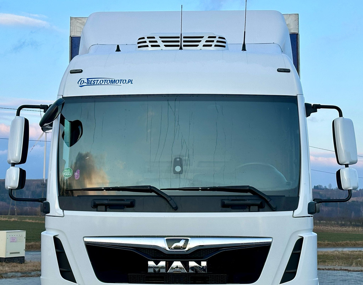 Camión lona MAN TGM 15.290 / FIRANKA / 20 EUROPALET / AUTOMAT / SYPIALKA / DMC 16 T / 8 400 KG ŁADOWNOŚĆ: foto 11