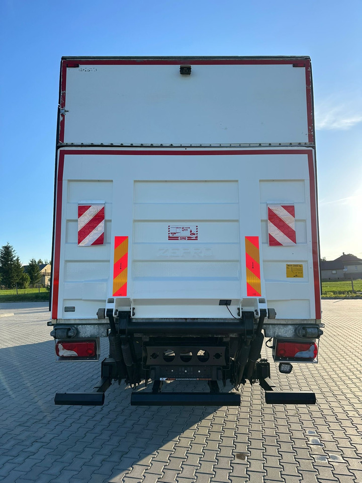 MAN TGM 18.290 / CHŁODNIA / WINDA / 20 EUROPALET / 8.2 M DŁUGOŚCI / 2018 ROK / 410 TYS KM - Camión frigorífico: foto 4 MAN TGM 18.290 / CHŁODNIA / WINDA / 20 EUROPALET / 8.2 M DŁUGOŚCI / 2018 ROK / 410 TYS KM - Camión frigorífico: foto 4