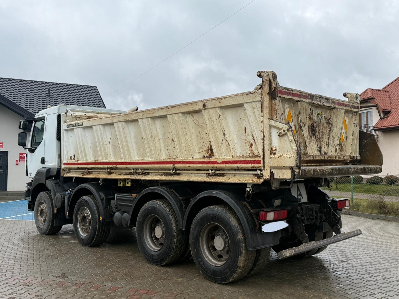RENAULT KERAX 450 DXI / WYWROTKA / 8X4 / 3 STRONNA / MEILLER / EURO 5 - Camión volquete: foto 5 RENAULT KERAX 450 DXI / WYWROTKA / 8X4 / 3 STRONNA / MEILLER / EURO 5 - Camión volquete: foto 5