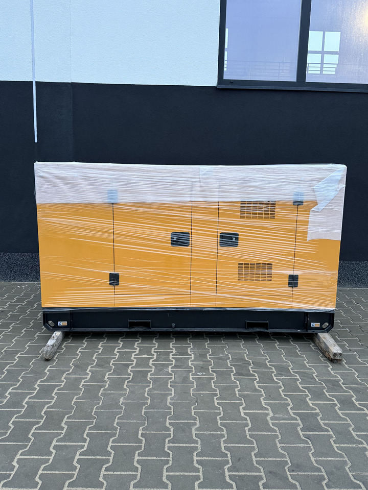 PERKINS 20 kVA / 16 kW - Generador industriale: foto 1 PERKINS 20 kVA / 16 kW - Generador industriale: foto 1