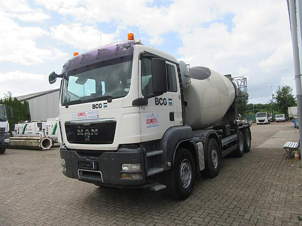2009 MAN MIXER TRUCK 10M3 8x4 - Camión hormigonera: foto 1 2009 MAN MIXER TRUCK 10M3 8x4 - Camión hormigonera: foto 1