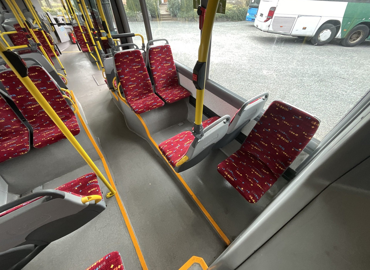 Foto del interior 1: Autobús urbano Scania OmniCity 10.9