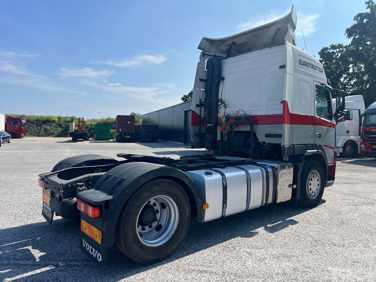 Volvo FM 370 Globe, Euro 5 - Cabeza tractora: foto 3 Volvo FM 370 Globe, Euro 5 - Cabeza tractora: foto 3