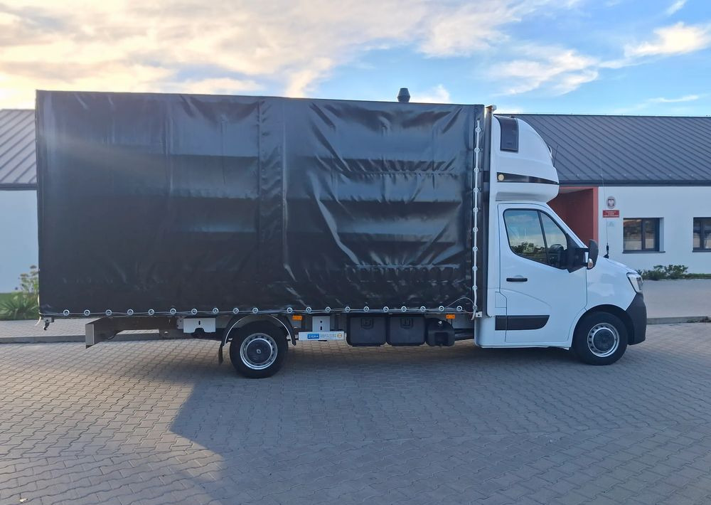 Furgoneta con lona Renault Master: foto 7
