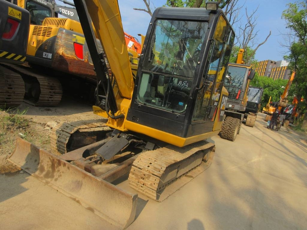 Excavadora de cadenas CAT 305.5 E: foto 7