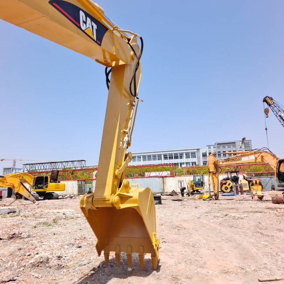 CAT 320 B L - Excavadora de cadenas: foto 5 CAT 320 B L - Excavadora de cadenas: foto 5