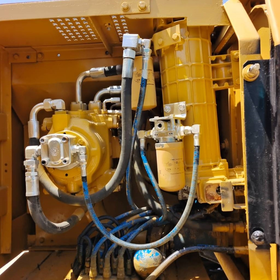 CAT 320 B L - Excavadora de cadenas: foto 4 CAT 320 B L - Excavadora de cadenas: foto 4