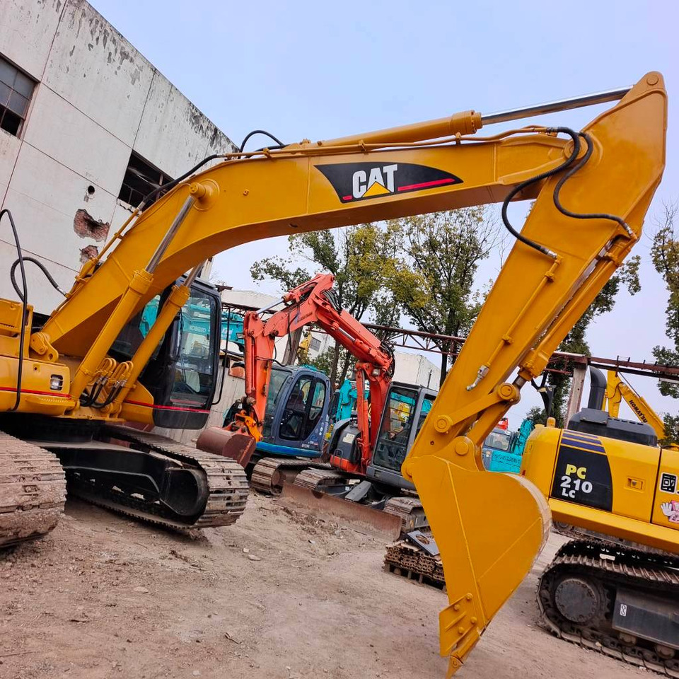 CAT 320 C L - Excavadora de cadenas: foto 1 CAT 320 C L - Excavadora de cadenas: foto 1
