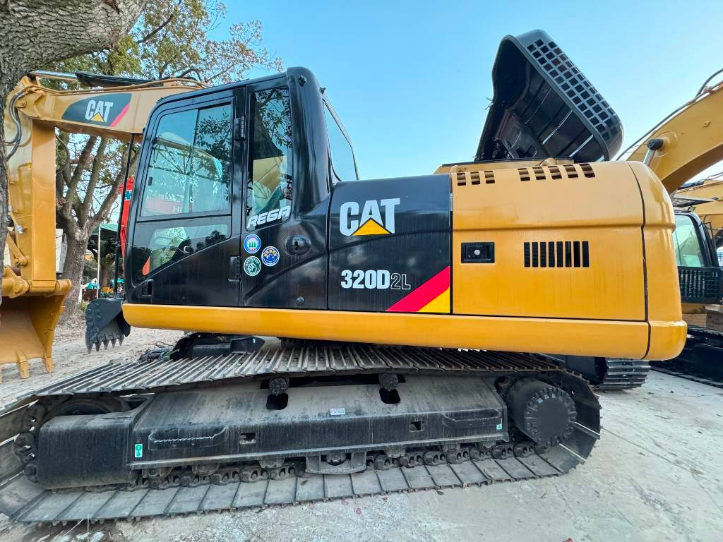 CAT 320 D-C7.1 enging - Excavadora de cadenas: foto 5 CAT 320 D-C7.1 enging - Excavadora de cadenas: foto 5