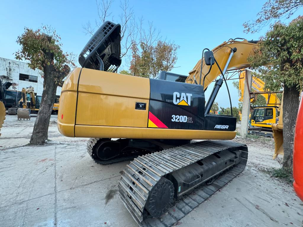CAT 320 D Engine C7.1 - Excavadora de cadenas: foto 1 CAT 320 D Engine C7.1 - Excavadora de cadenas: foto 1