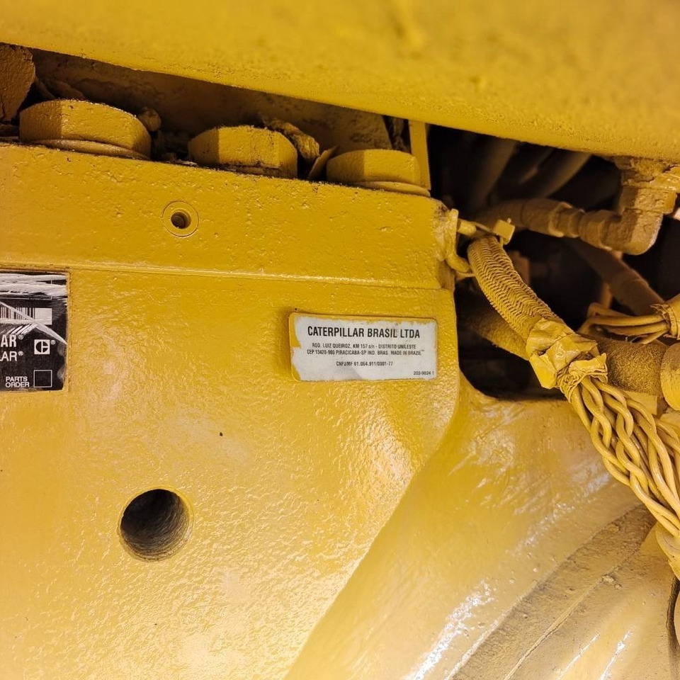 CAT D 8 T - Bulldozer: foto 2 CAT D 8 T - Bulldozer: foto 2