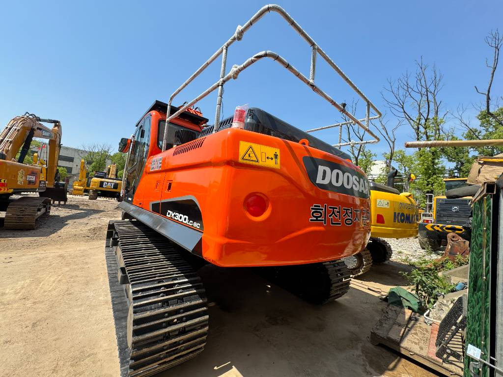 Excavadora de cadenas Doosan DX 300 LC-9S: foto 14