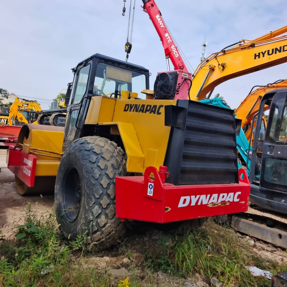 Dynapac CA 251 D - Excavadora de cadenas: foto 1 Dynapac CA 251 D - Excavadora de cadenas: foto 1