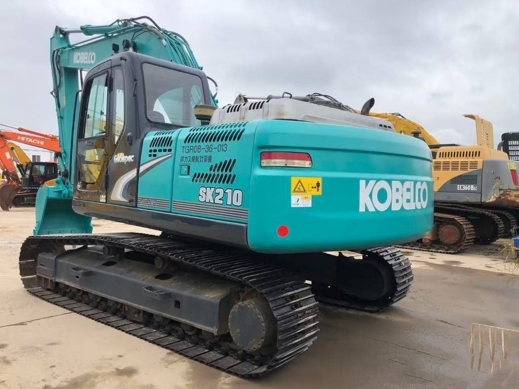 Kobelco SK 210 - Excavadora de cadenas: foto 1 Kobelco SK 210 - Excavadora de cadenas: foto 1