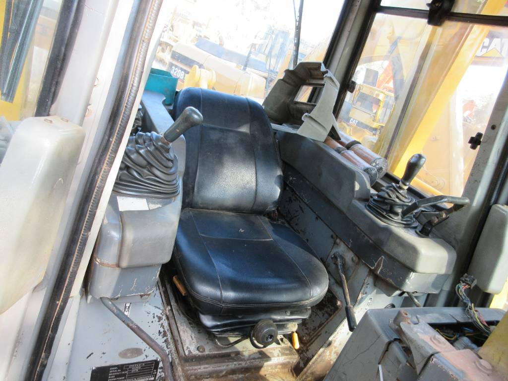 Bulldozer Komatsu D 155A: foto 12