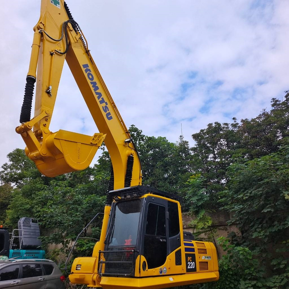 Komatsu PC 220 - Excavadora de cadenas: foto 3 Komatsu PC 220 - Excavadora de cadenas: foto 3