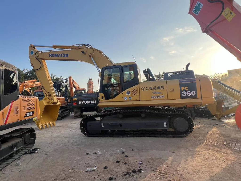 Komatsu PC 360-7 - Excavadora de cadenas: foto 1 Komatsu PC 360-7 - Excavadora de cadenas: foto 1