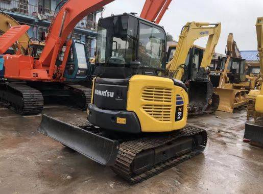 Komatsu PC 55 MR - Miniexcavadora: foto 1 Komatsu PC 55 MR - Miniexcavadora: foto 1