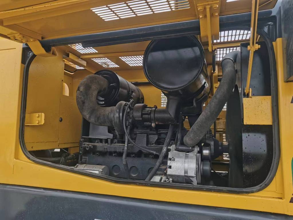 Komatsu WA 320-5 - Cargadora de ruedas: foto 5 Komatsu WA 320-5 - Cargadora de ruedas: foto 5