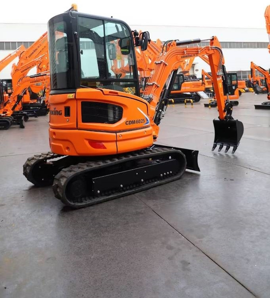 Lonking K W C 6.0 BRAND NEW MACHINE - Excavadora de cadenas: foto 4 Lonking K W C 6.0 BRAND NEW MACHINE - Excavadora de cadenas: foto 4