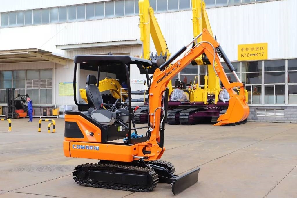 Lonking LG 6018 BRAND NEW MACHINE - Excavadora de cadenas: foto 3 Lonking LG 6018 BRAND NEW MACHINE - Excavadora de cadenas: foto 3