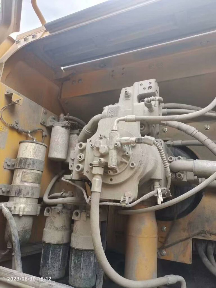 Excavadora de cadenas Sany SY 650: foto 6