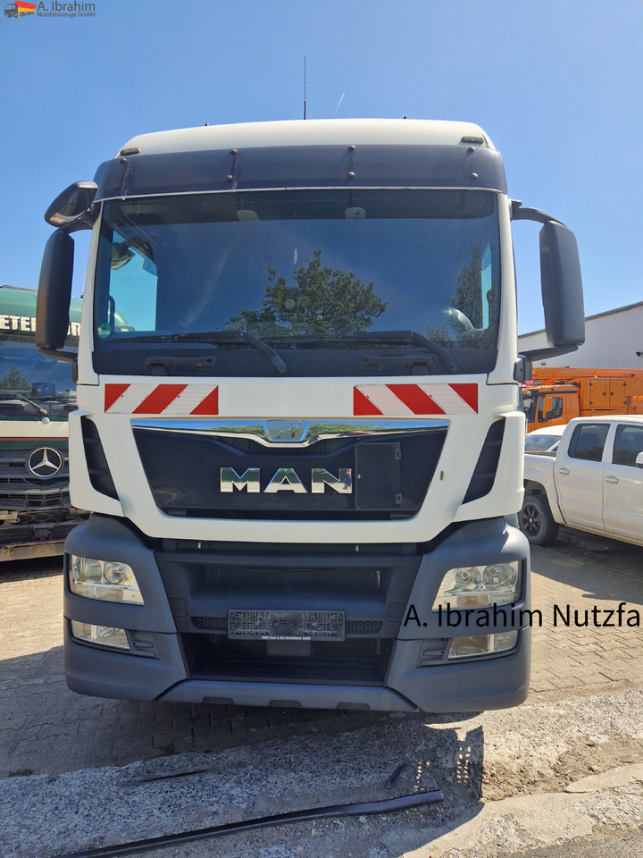 Cabeza tractora MAN TGS 18.400 4X2BLS PTO für Kompressor: foto 9 Cabeza tractora MAN TGS 18.400 4X2BLS PTO für Kompressor: foto 9