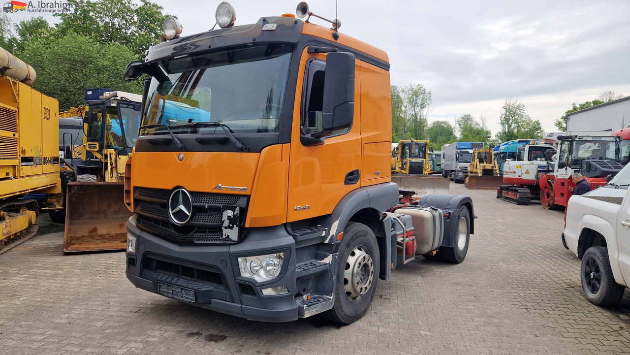 Mercedes-Benz 1840 Actros, 3x vorhanden, identisch deutsche Fahrzeuge einsatzbereit - Cabeza tractora: foto 1 Mercedes-Benz 1840 Actros, 3x vorhanden, identisch deutsche Fahrzeuge einsatzbereit - Cabeza tractora: foto 1