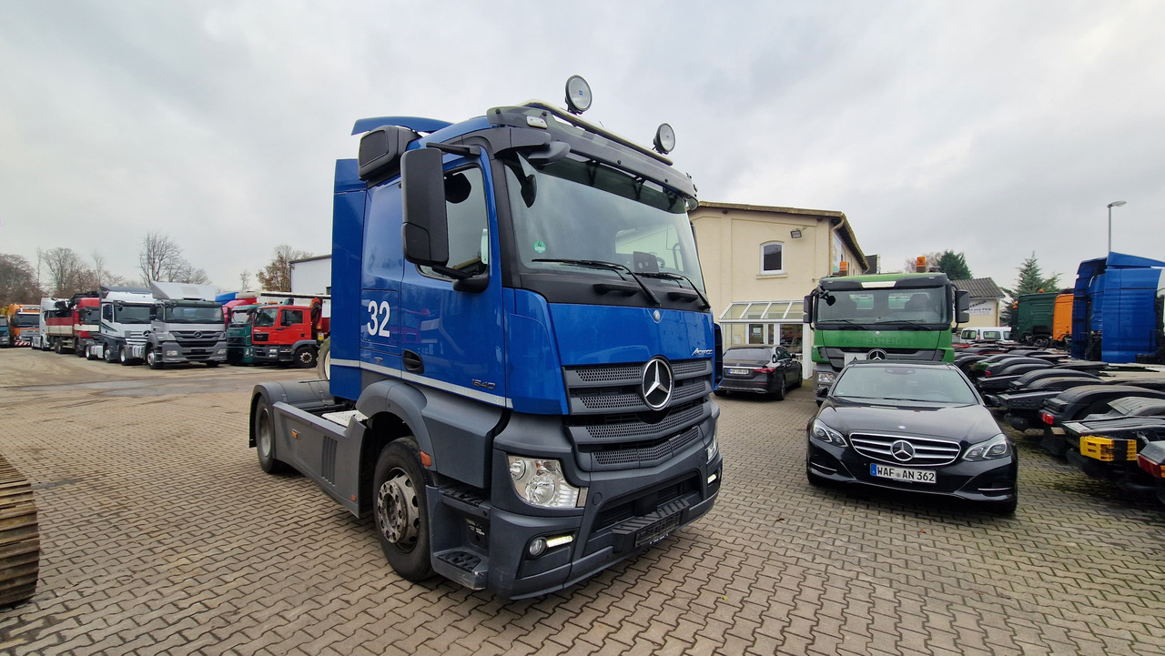Cabeza tractora Mercedes-Benz 1840 Klima, Retarder, Kamera deutsches Fahrzeug: foto 11 Cabeza tractora Mercedes-Benz 1840 Klima, Retarder, Kamera deutsches Fahrzeug: foto 11