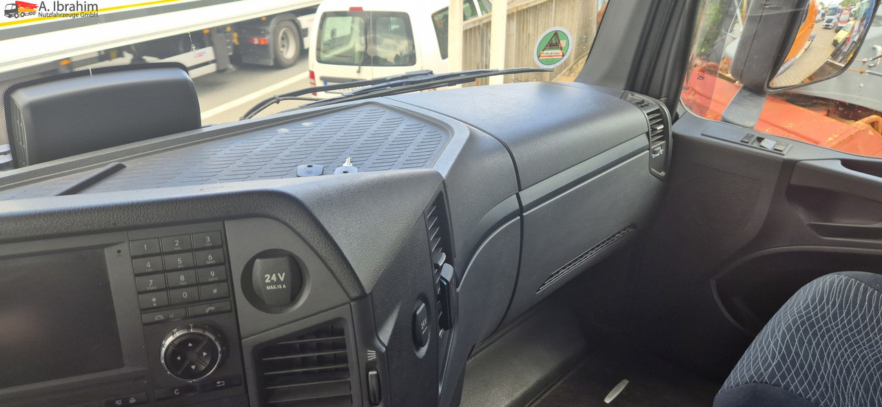 Mercedes-Benz DB 1846 H 4x4 Topzustand einsatzbereit - Cabeza tractora: foto 2 Mercedes-Benz DB 1846 H 4x4 Topzustand einsatzbereit - Cabeza tractora: foto 2