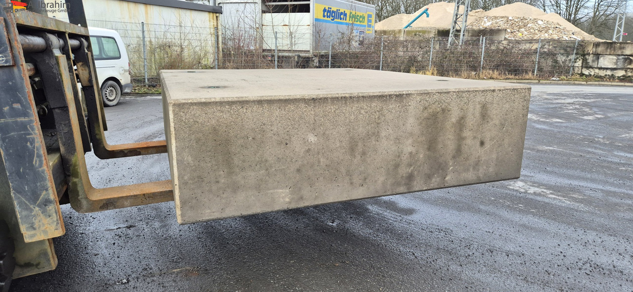 Mercedes-Benz Kontergewicht für SZM 8000 - 9000 kg mehr als 10 Stck. - Cabeza tractora: foto 3 Mercedes-Benz Kontergewicht für SZM 8000 - 9000 kg mehr als 10 Stck. - Cabeza tractora: foto 3