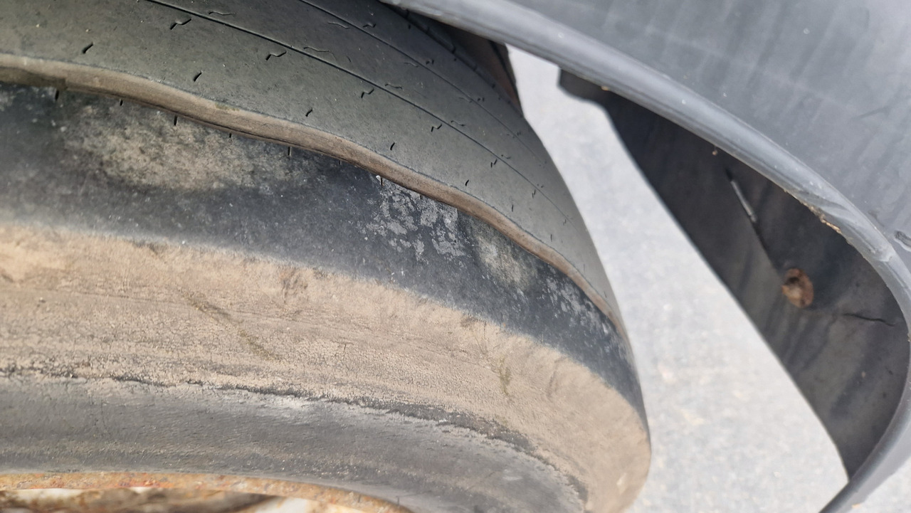 Hüffermann HSA - Remolque multilift/ Portacontenedores de cadenas: foto 2 Hüffermann HSA - Remolque multilift/ Portacontenedores de cadenas: foto 2