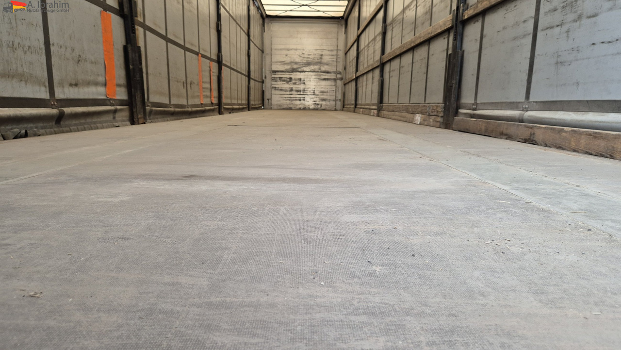 Kögel SN24 Standard, neutrale Plane Edscha, XXL Zertifikat - Semirremolque lona: foto 3 Kögel SN24 Standard, neutrale Plane Edscha, XXL Zertifikat - Semirremolque lona: foto 3