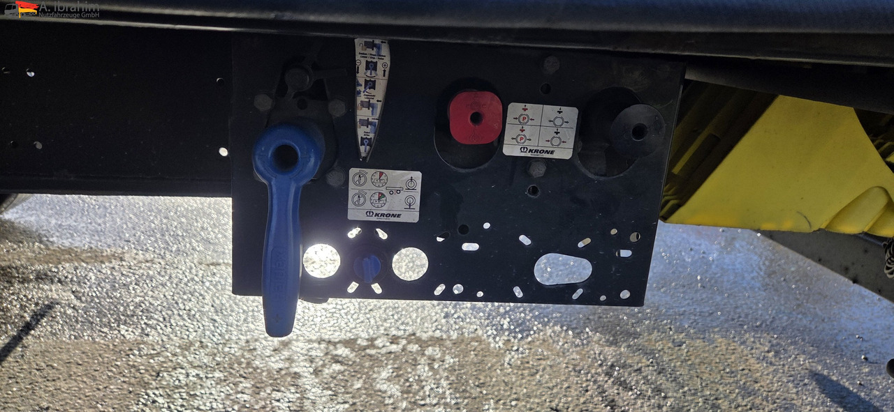 Krone SD Megatrailer Hubdach Liftachse | SAF Achsen - Semirremolque lona: foto 5 Krone SD Megatrailer Hubdach Liftachse | SAF Achsen - Semirremolque lona: foto 5