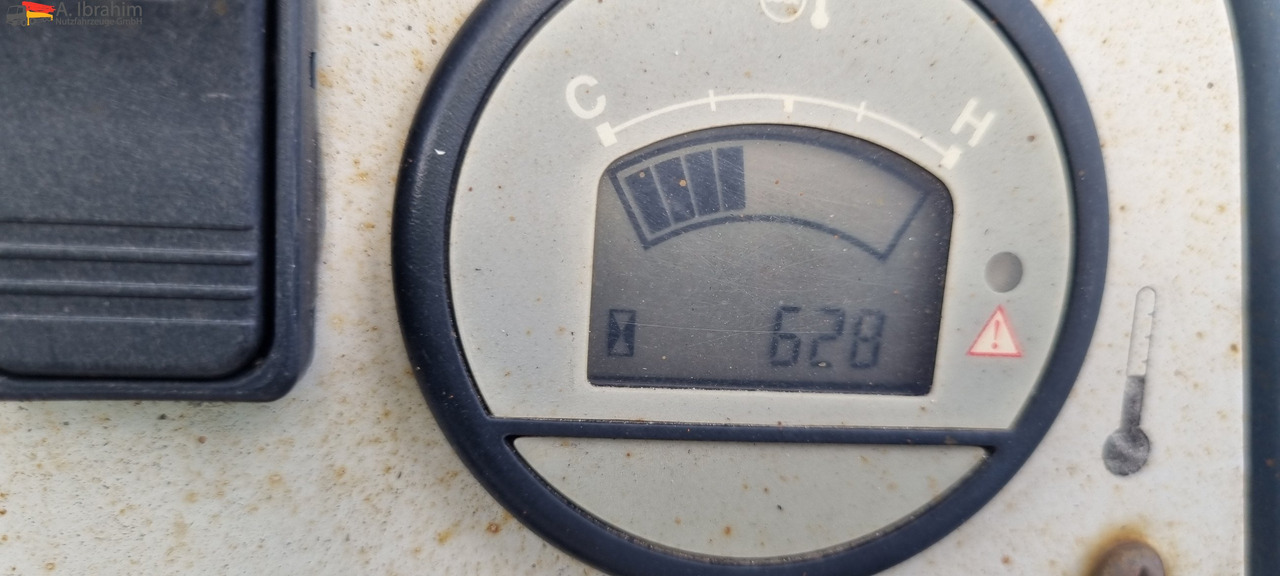 Carretilla elevadora transportable M4-25.3F Moffett Mitnahmestapler: foto 12 Carretilla elevadora transportable M4-25.3F Moffett Mitnahmestapler: foto 12