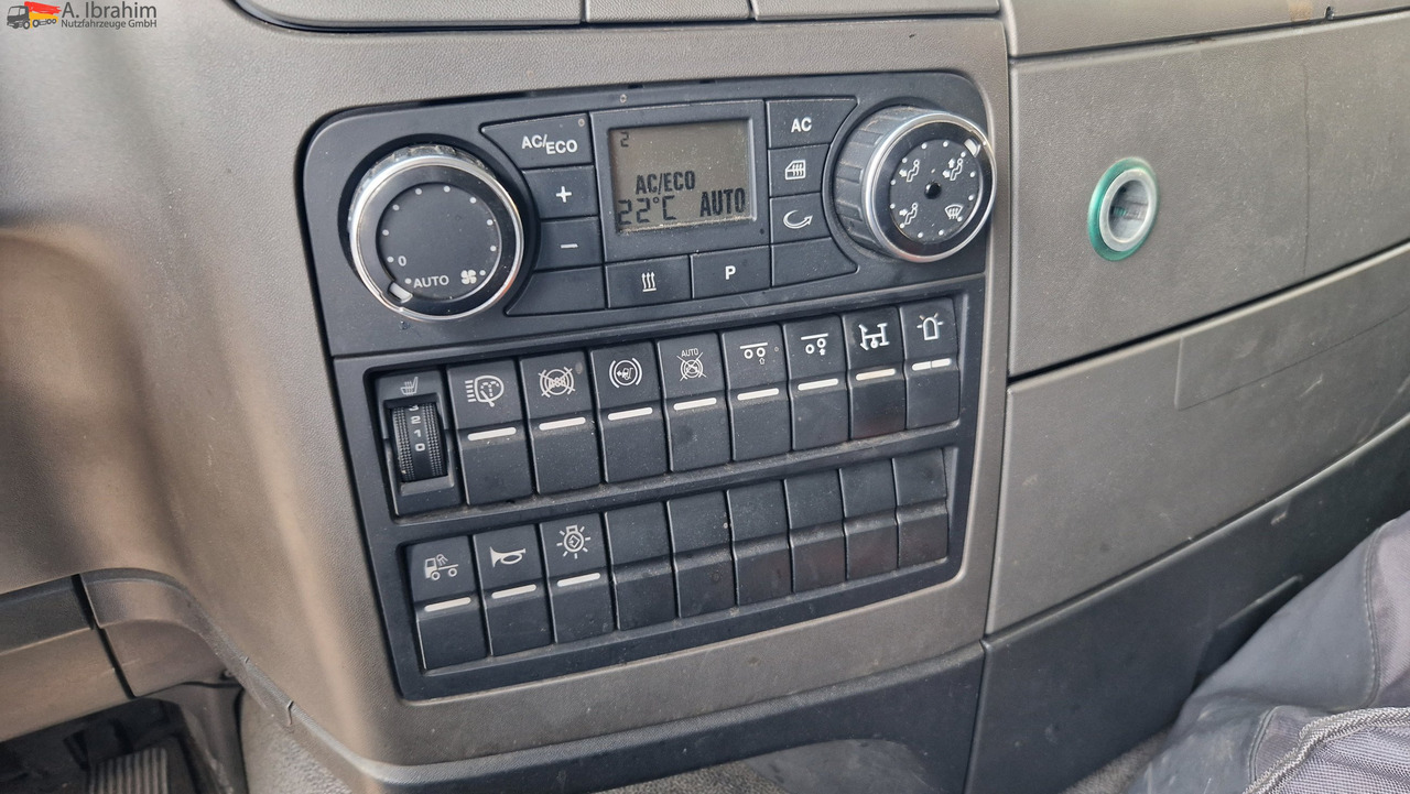 MAN TGS 26.400 PK 15001 Performance Lift-Lenkachse | 6x2 | Aufsitzkran - Camión grúa, Camión caja abierta: foto 3 MAN TGS 26.400 PK 15001 Performance Lift-Lenkachse | 6x2 | Aufsitzkran - Camión grúa, Camión caja abierta: foto 3