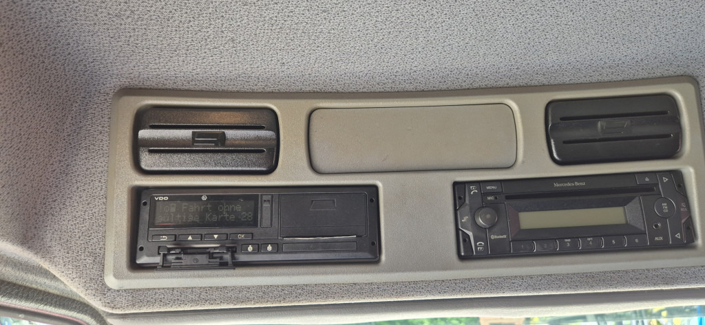 Mercedes-Benz 1829L Staplerhalterung, , Schiebeplane - Camión lona: foto 3 Mercedes-Benz 1829L Staplerhalterung, , Schiebeplane - Camión lona: foto 3