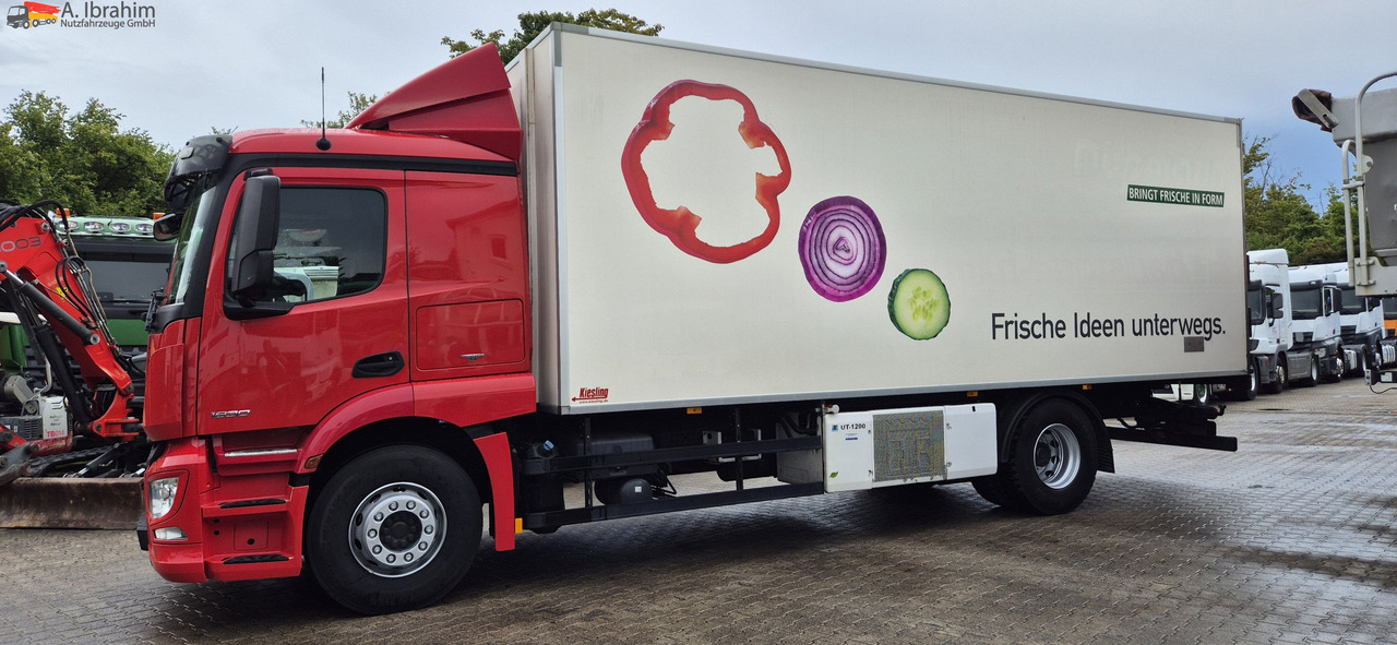 Mercedes-Benz 1830L Thermoking UT1200 - Camión frigorífico: foto 1 Mercedes-Benz 1830L Thermoking UT1200 - Camión frigorífico: foto 1