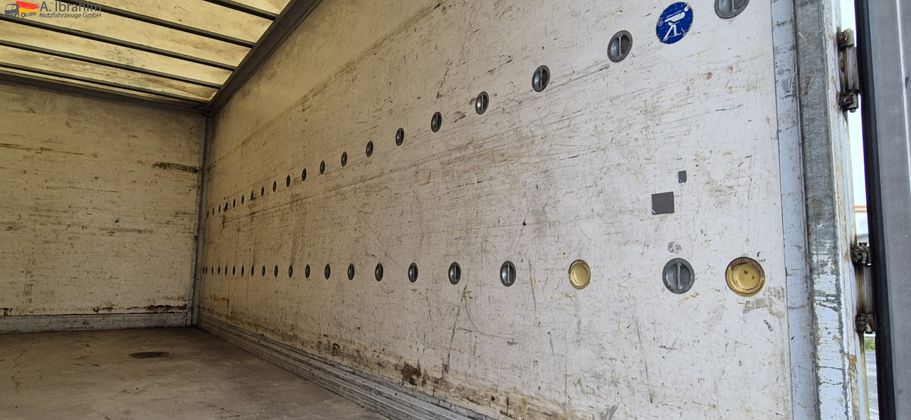 Mercedes-Benz 817  Möbelkoffer - Furgoneta caja cerrada: foto 2 Mercedes-Benz 817  Möbelkoffer - Furgoneta caja cerrada: foto 2