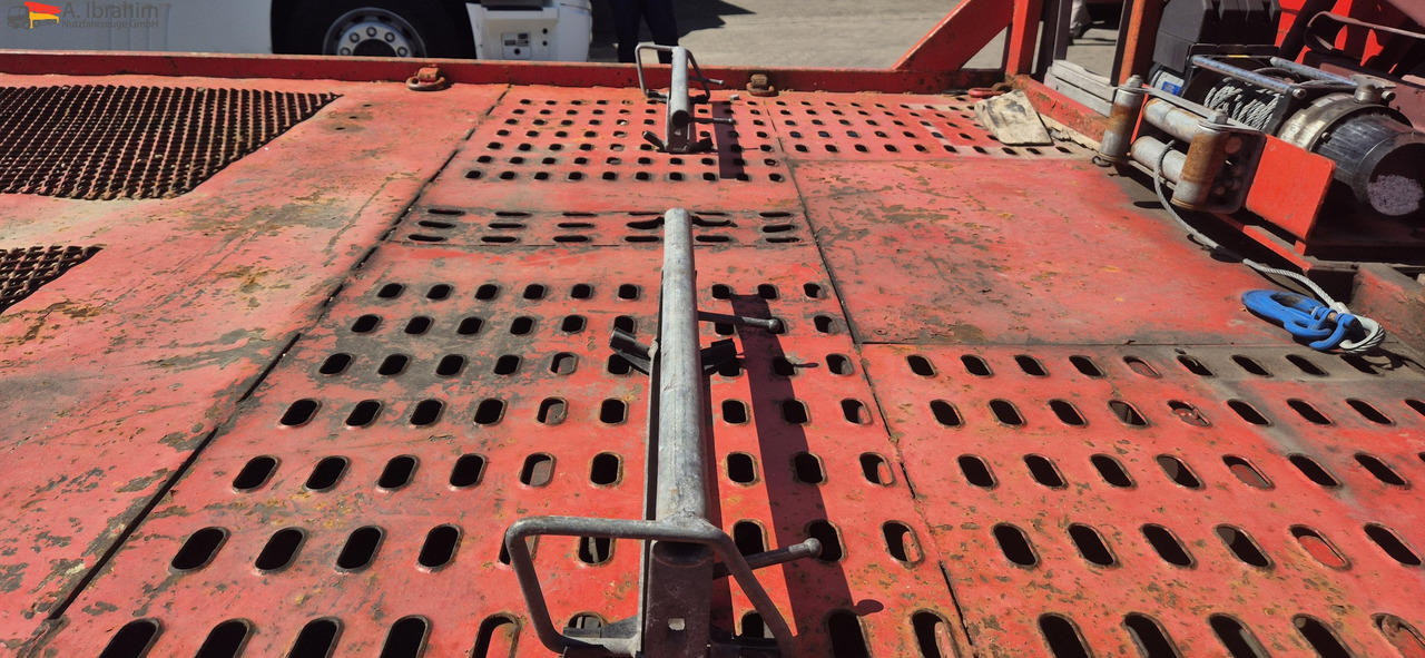 Mercedes-Benz 914 - Grua de remolque autos: foto 3 Mercedes-Benz 914 - Grua de remolque autos: foto 3