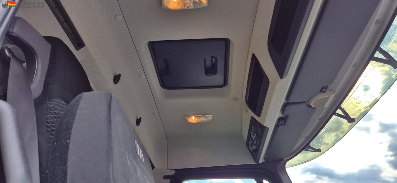 Mercedes-Benz AROCS 4143 8x4 Carnehl Kipper 20 m³ - Camión volquete: foto 4 Mercedes-Benz AROCS 4143 8x4 Carnehl Kipper 20 m³ - Camión volquete: foto 4