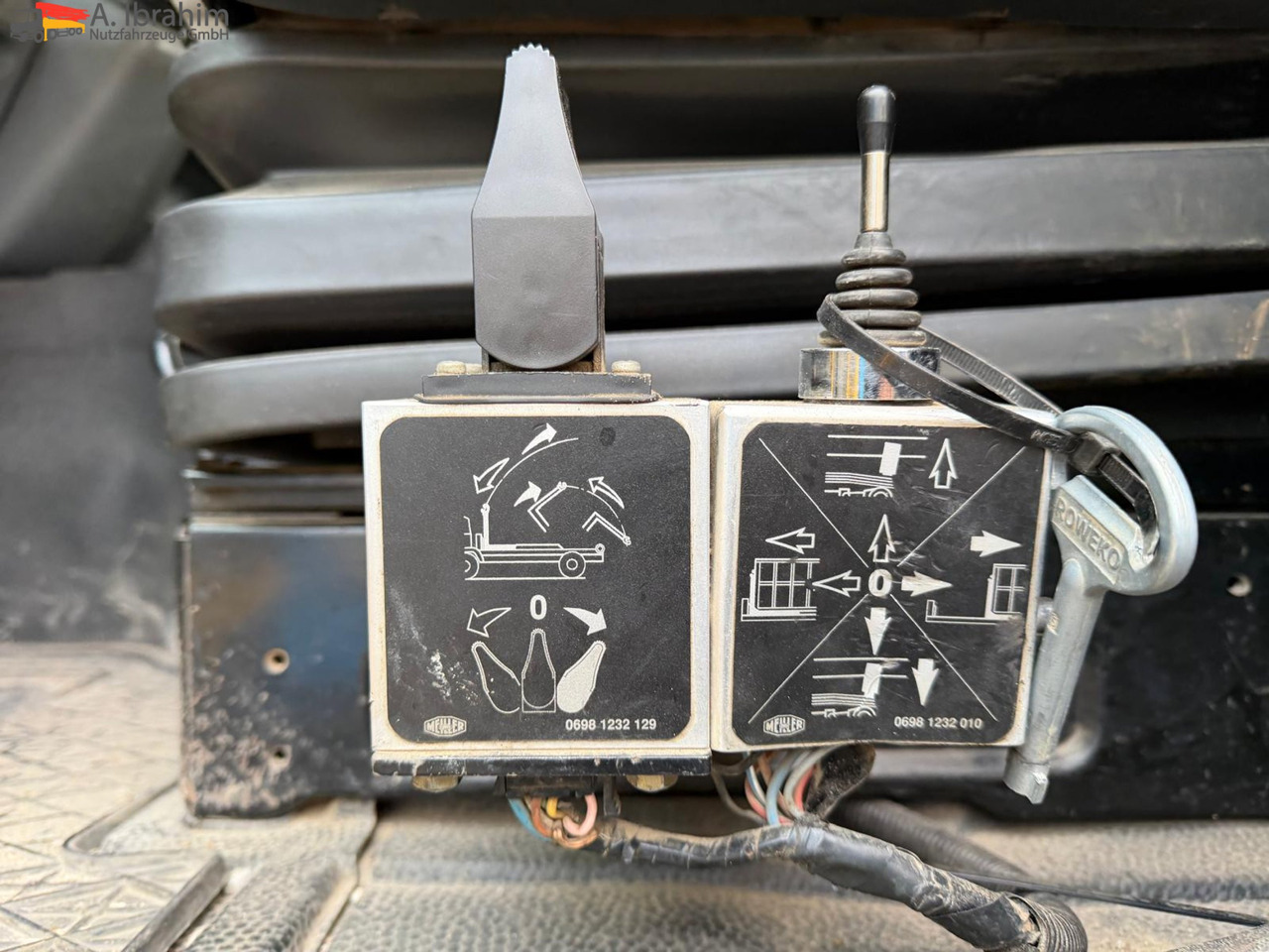 Mercedes-Benz Actros 3346 6x4 | Blatt Blatt | Meiller RK 20.60 - Camión multibasculante: foto 2 Mercedes-Benz Actros 3346 6x4 | Blatt Blatt | Meiller RK 20.60 - Camión multibasculante: foto 2