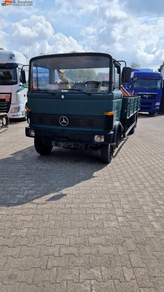 Mercedes-Benz DB 813 Pritsche Kran H- Kennzeichen,Oldtimer ein Stück Geschichte - Furgoneta caja abierta: foto 4 Mercedes-Benz DB 813 Pritsche Kran H- Kennzeichen,Oldtimer ein Stück Geschichte - Furgoneta caja abierta: foto 4
