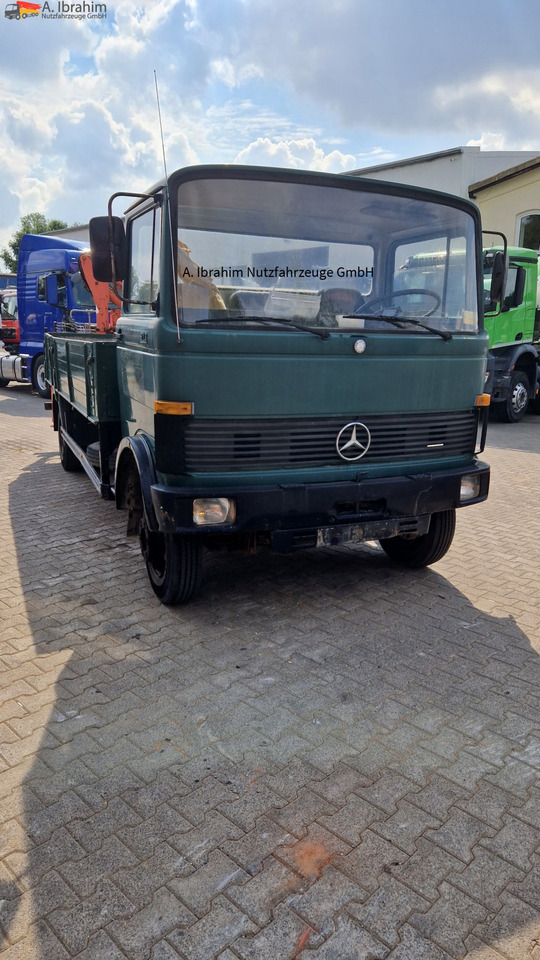 Mercedes-Benz DB 813 Pritsche Kran H- Kennzeichen,Oldtimer ein Stück Geschichte - Furgoneta caja abierta: foto 5 Mercedes-Benz DB 813 Pritsche Kran H- Kennzeichen,Oldtimer ein Stück Geschichte - Furgoneta caja abierta: foto 5