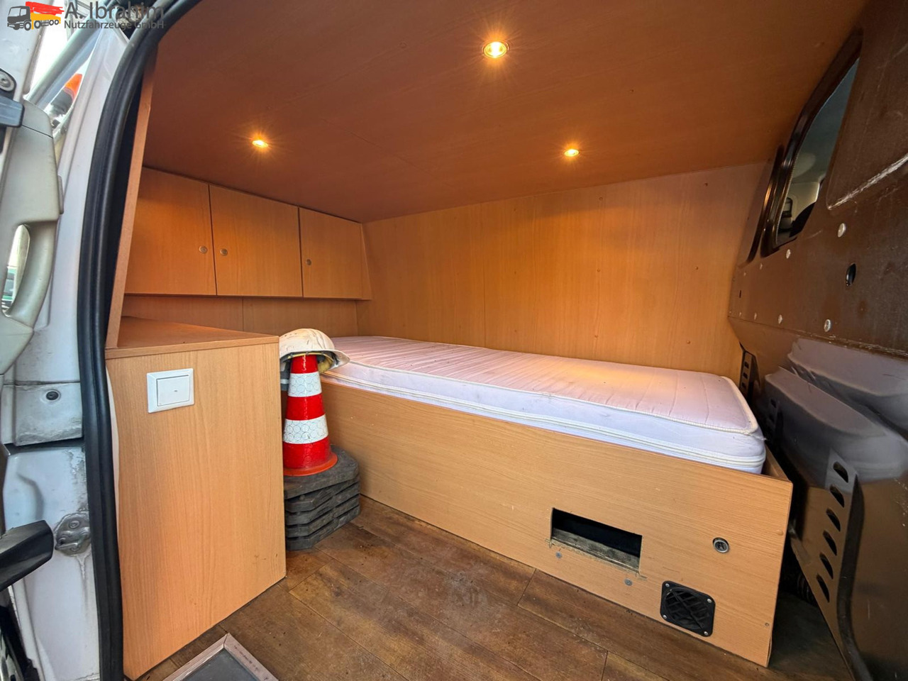 Mercedes-Benz Vito 116 CDI Standheizung | BF 3 | GST Anlage - Camión tienda: foto 5 Mercedes-Benz Vito 116 CDI Standheizung | BF 3 | GST Anlage - Camión tienda: foto 5