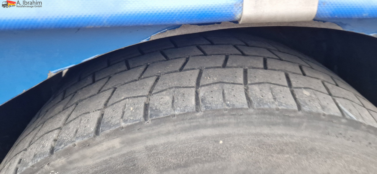 Scania R410 Retarder, Klima, Standklima Top Zustand!! - Camión lona: foto 5 Scania R410 Retarder, Klima, Standklima Top Zustand!! - Camión lona: foto 5