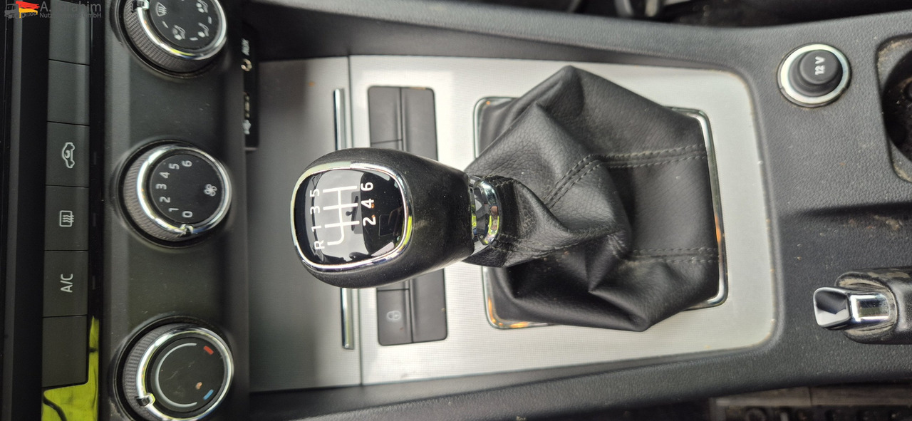 Skoda Octavia 2.0 TDI | 8-fach bereift - Coche: foto 2 Skoda Octavia 2.0 TDI | 8-fach bereift - Coche: foto 2